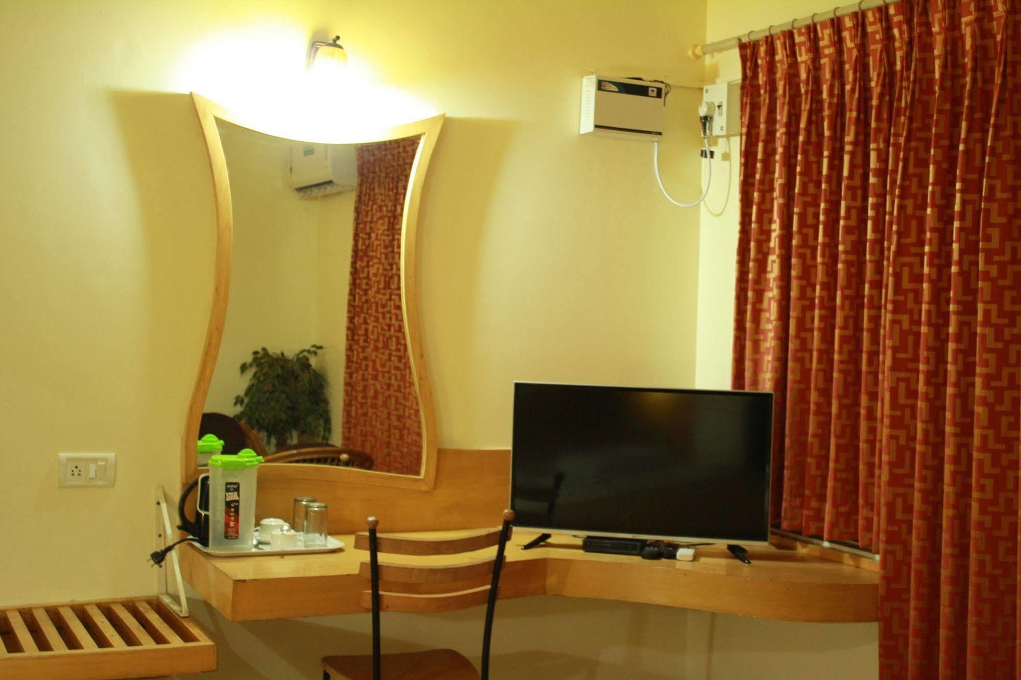 Tom'S Hotel Bengaluru Kültér fotó