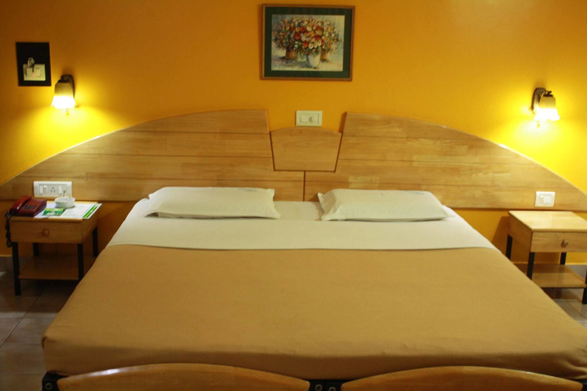 Tom'S Hotel Bengaluru Kültér fotó