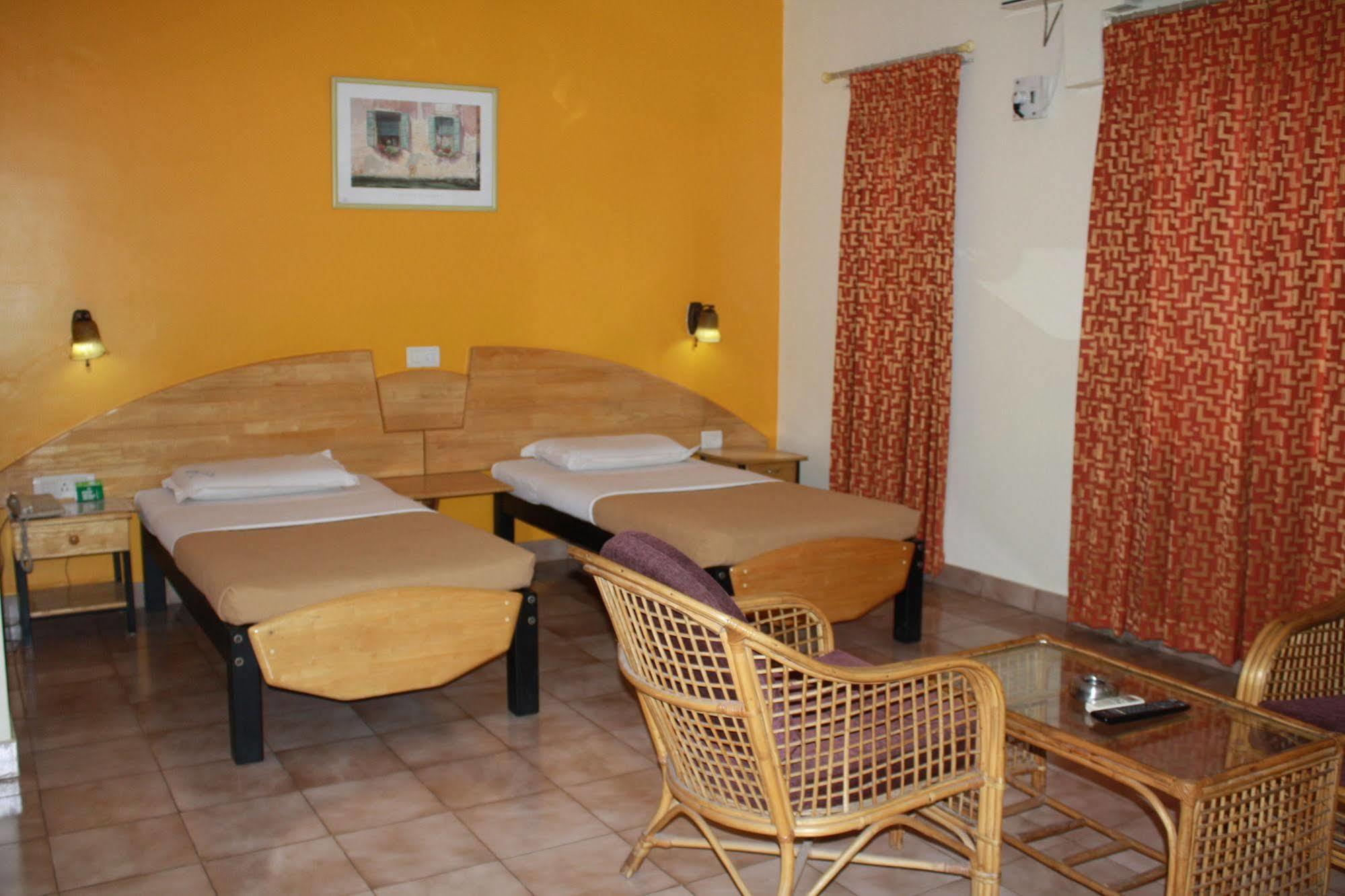 Tom'S Hotel Bengaluru Kültér fotó