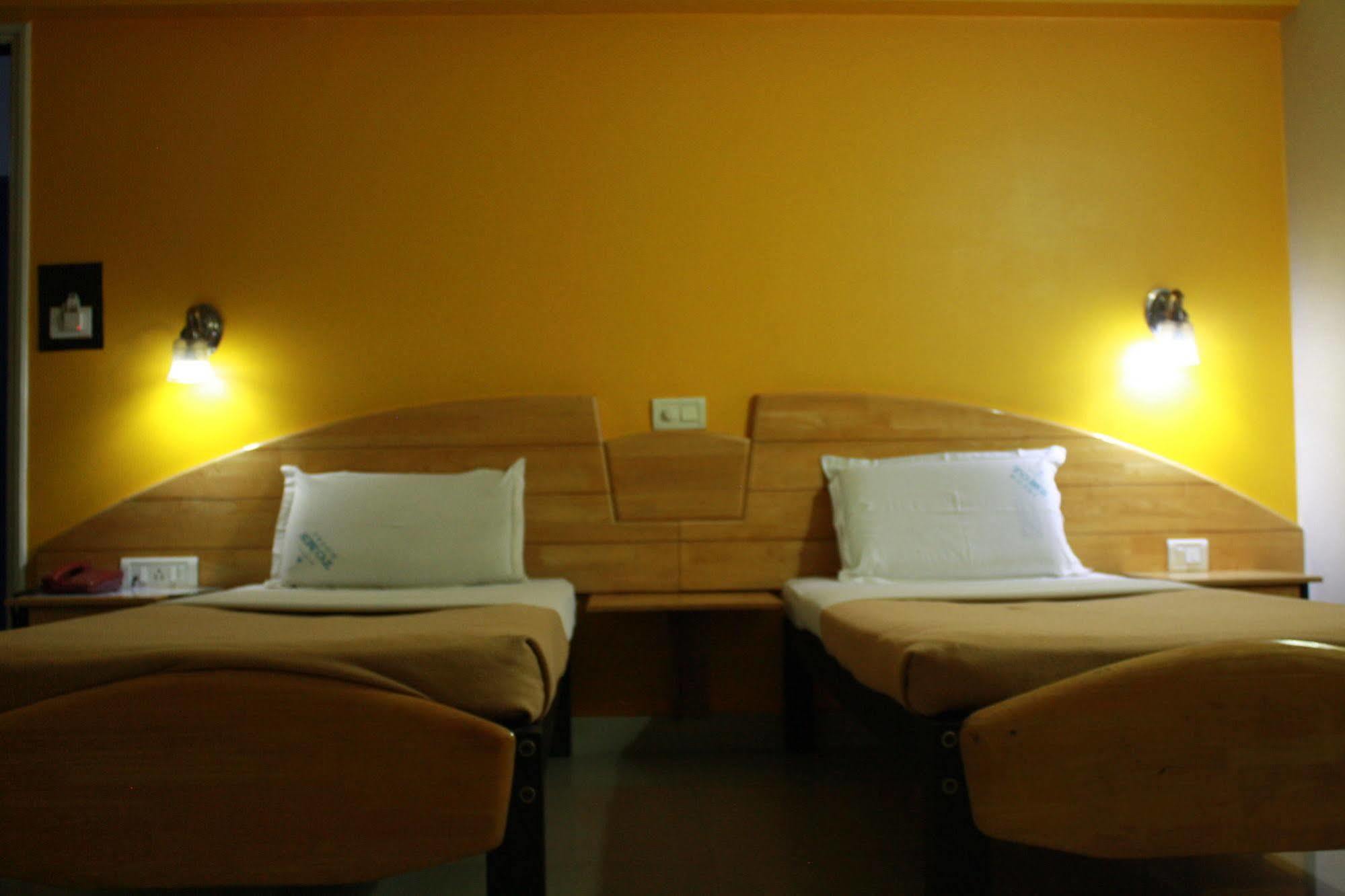 Tom'S Hotel Bengaluru Kültér fotó