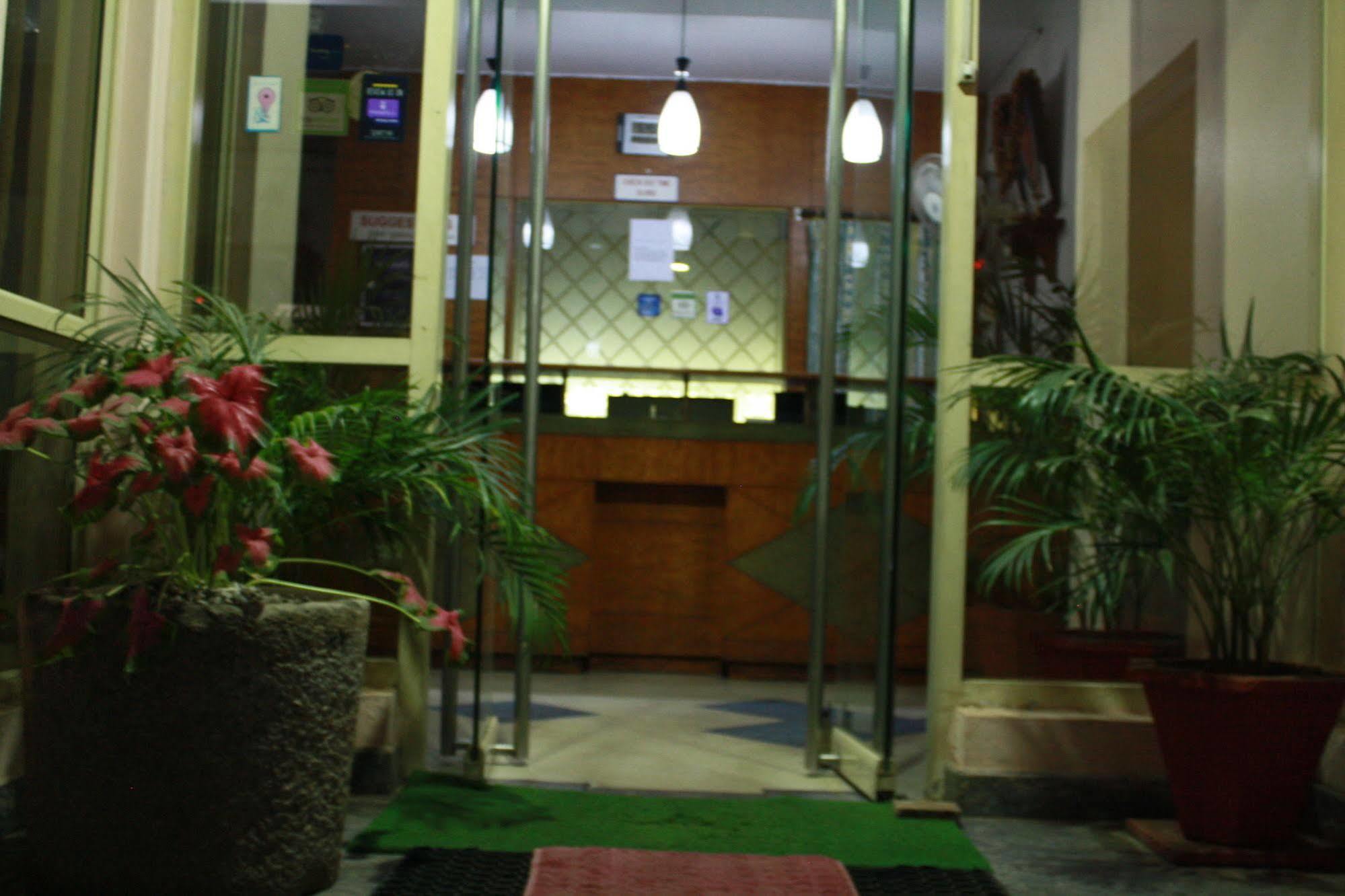 Tom'S Hotel Bengaluru Kültér fotó